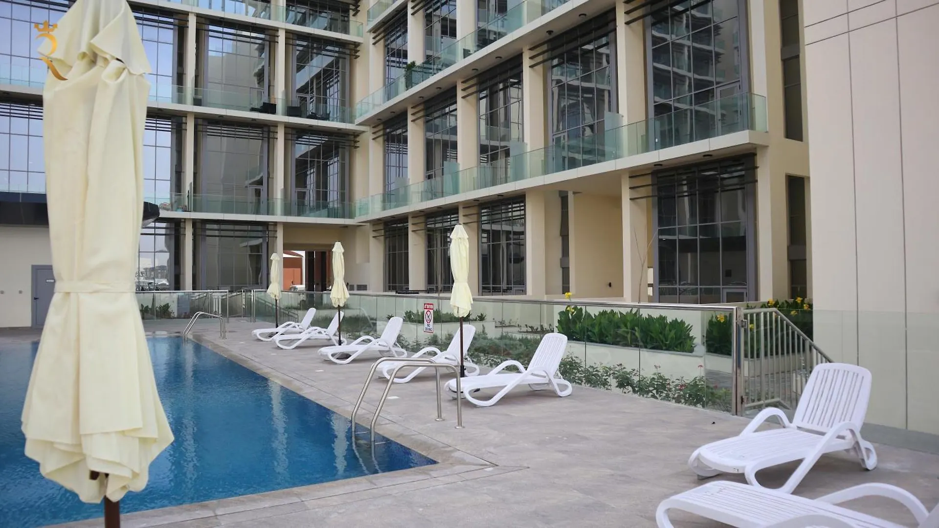 Floret Cozy 1Br Apartment In Peaceful Oasis Абу-Даби