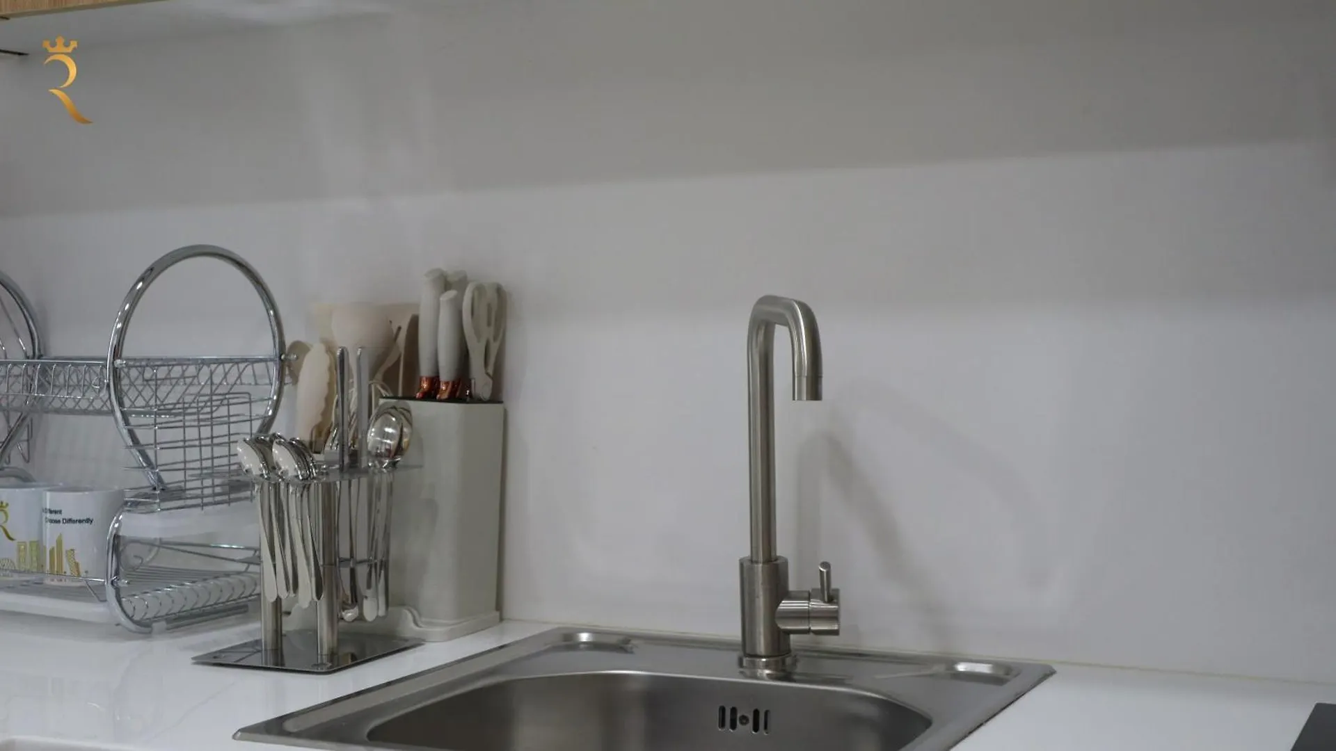 Floret Cozy 1Br Apartment In Peaceful Oasis